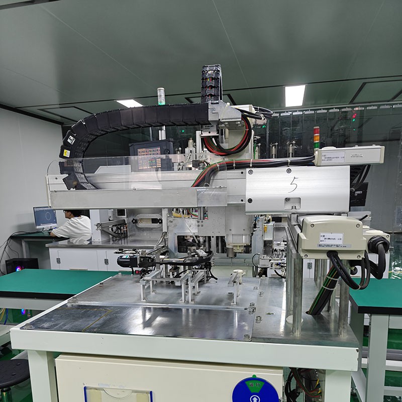 激埃特南京鏡片車間非球面模壓設備