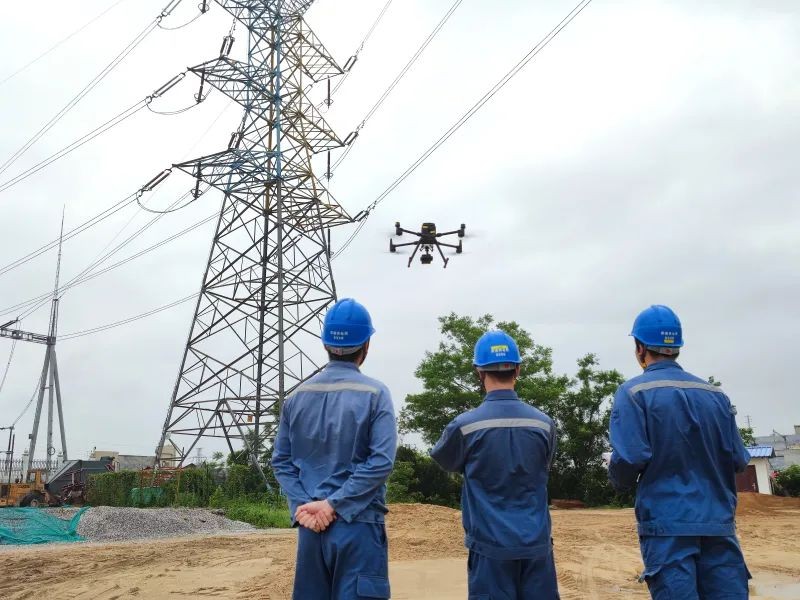 無人機(jī)電力巡檢