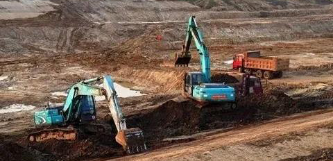 3月挖掘機(jī)銷量大漲，工程需求爆發(fā)，泵閥設(shè)備的春天就要來(lái)了！