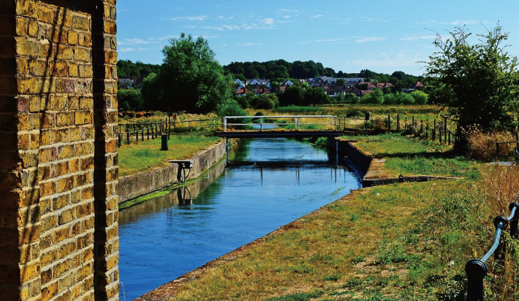 2025中國(guó)水處理行業(yè)市場(chǎng)分析及發(fā)展前景預(yù)測(cè)